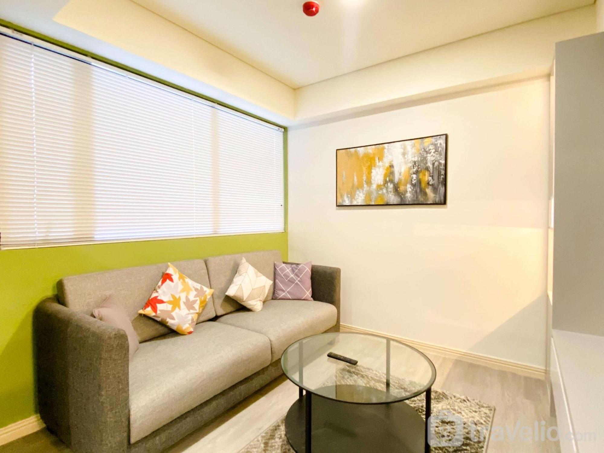 Best Homey 2Br At Meikarta Apartment By Travelio Cikarang Exteriör bild